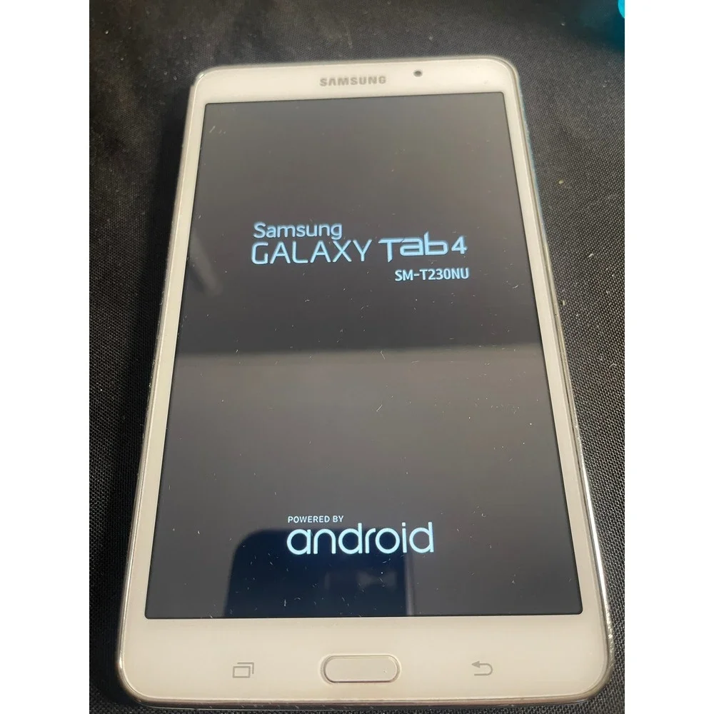 Samsung Galaxy Tab 4 7.0 White 8GB Tablet SM-T230NU w/ Cable